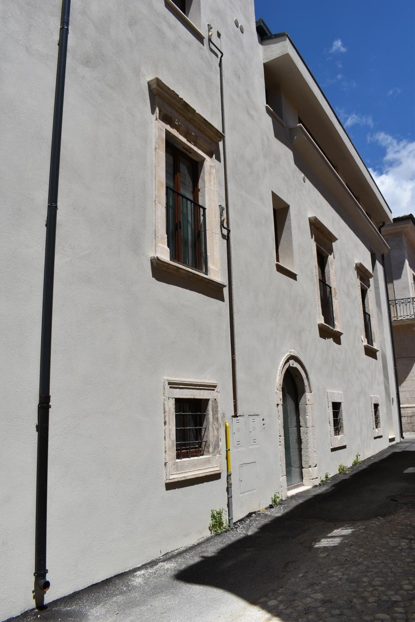 Habita Appartamenti L'Aquila Luaran gambar