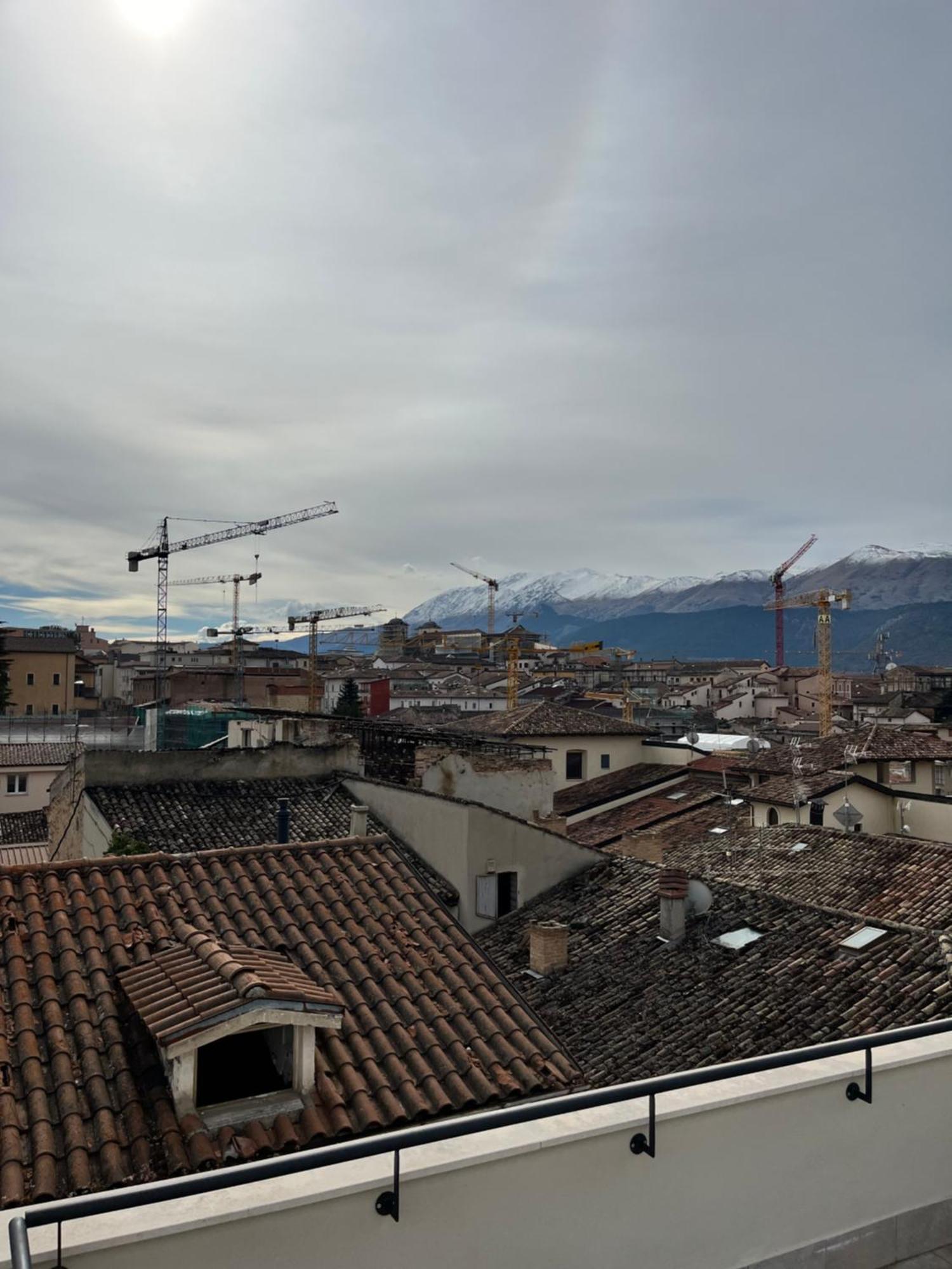 Habita Appartamenti L'Aquila Luaran gambar