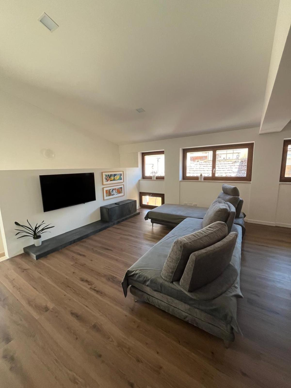 Habita Appartamenti L'Aquila Luaran gambar